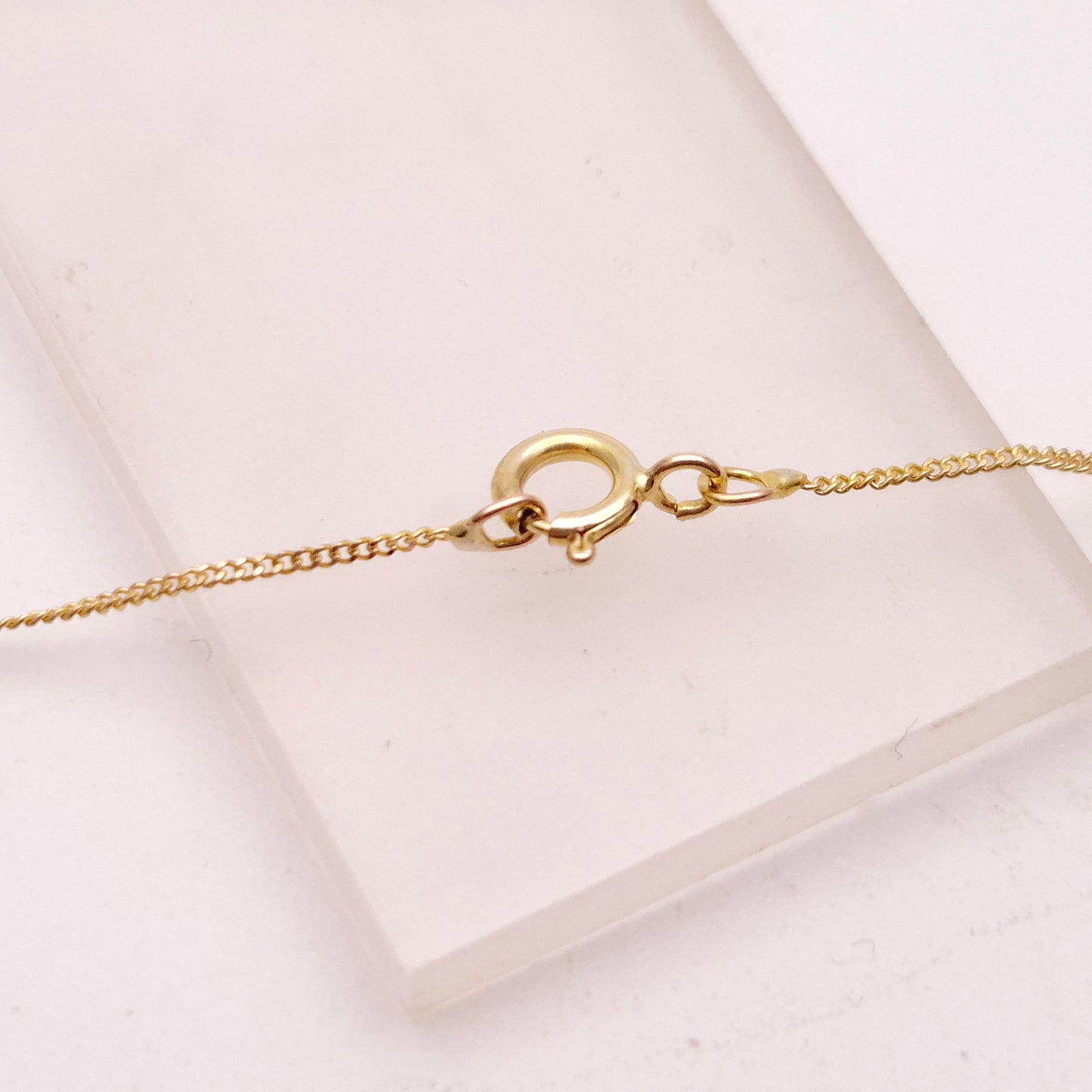 9ct Yellow Gold Ruby and Onyx Ring / Donut Pendant and Chain Necklace