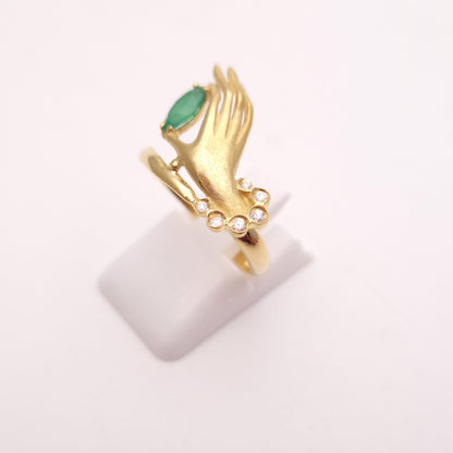 18ct Yellow Gold Chrysoprase and White Stone Hand Ring