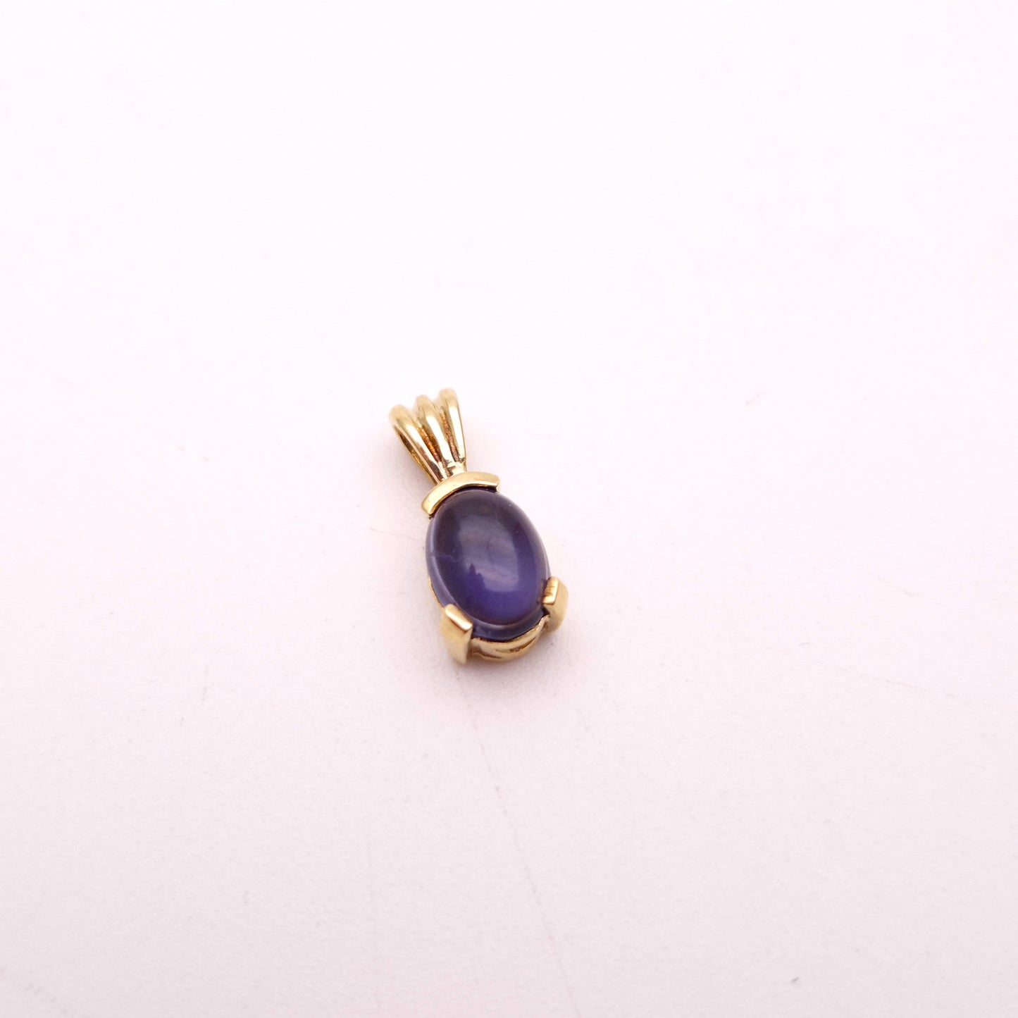 9ct Yellow Gold Cabochon Iolite Pendant Piece