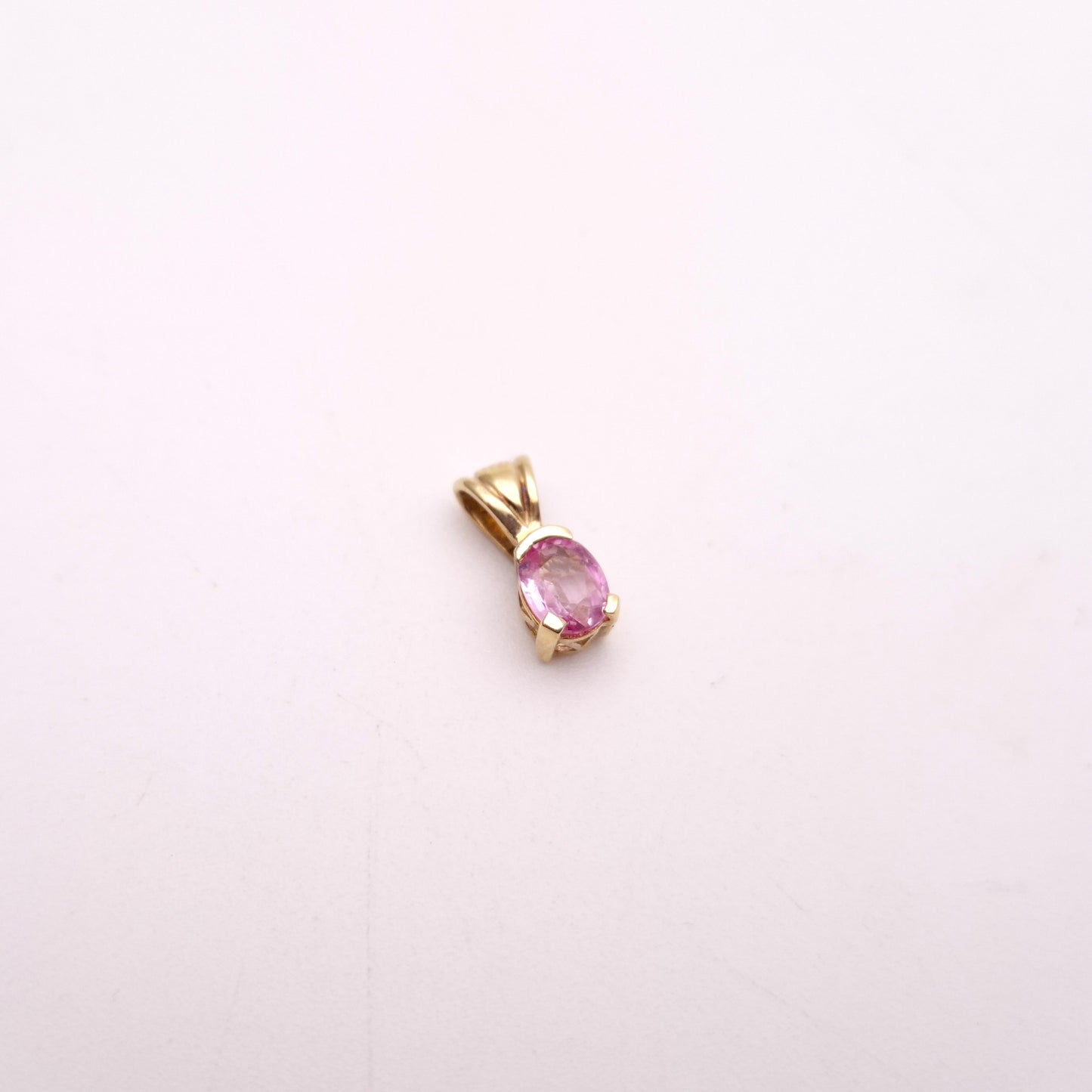 9ct Yellow Gold small Pink Topaz Pendant
