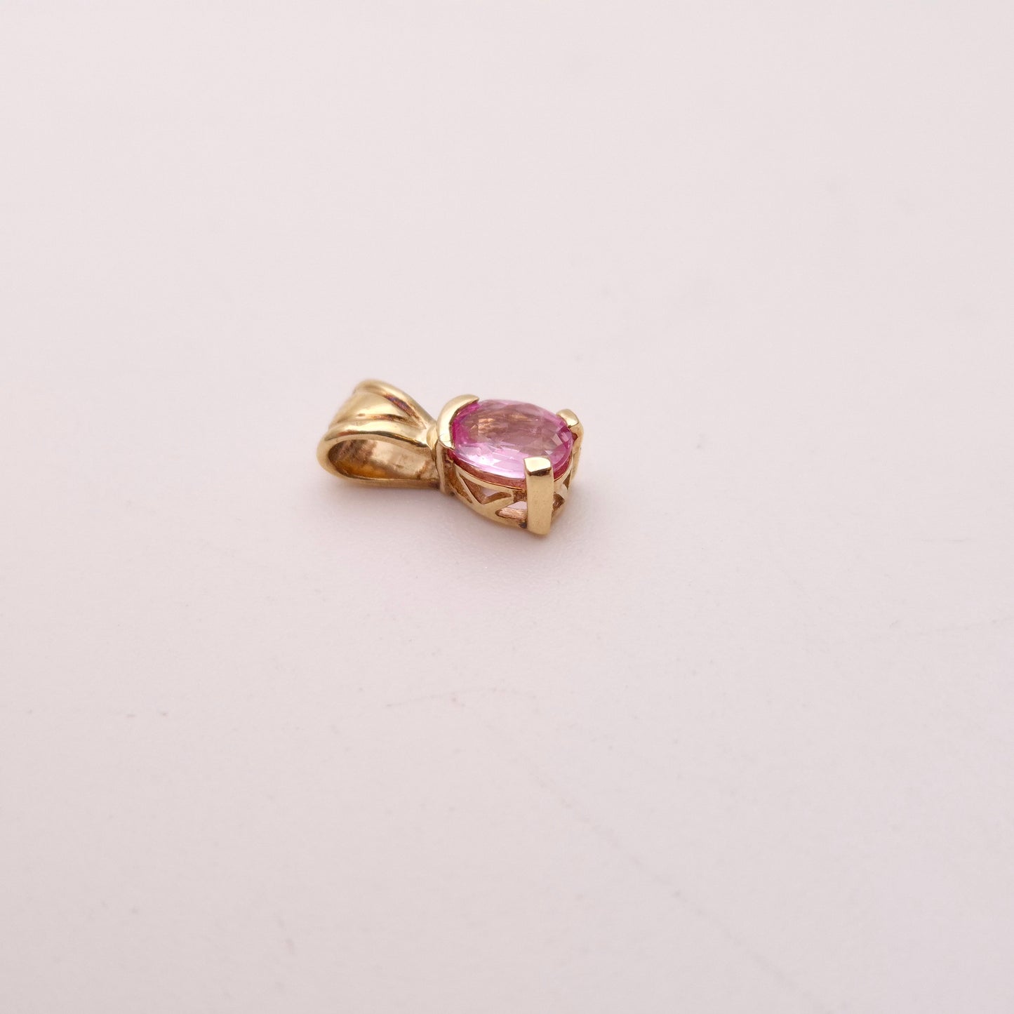 9ct Yellow Gold small Pink Topaz Pendant