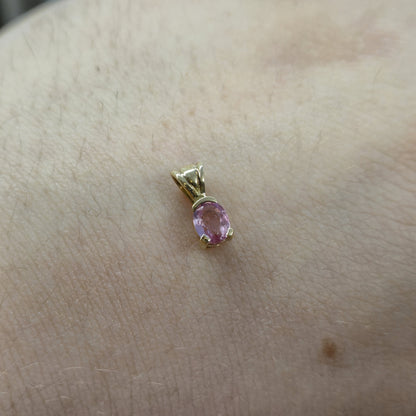 9ct Yellow Gold small Pink Topaz Pendant
