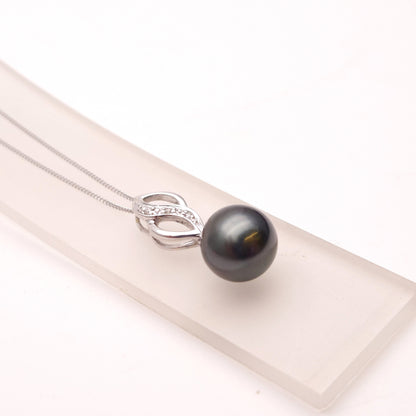 9ct White Gold Black Pearl and Diamond Pendant and Chain Necklace