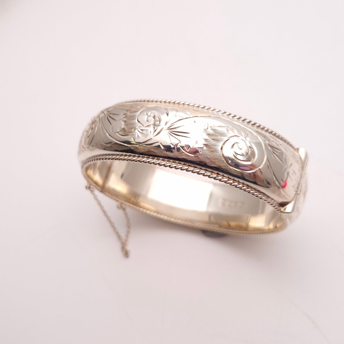 Sterling Silver Vintage Full Engraved Patterned Hinged Bangle