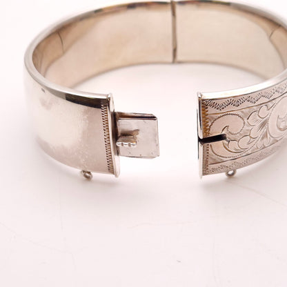 Sterling Silver Vintage 50s Heavyweight Engraved Half Foliate Patterned Hinged Bangle