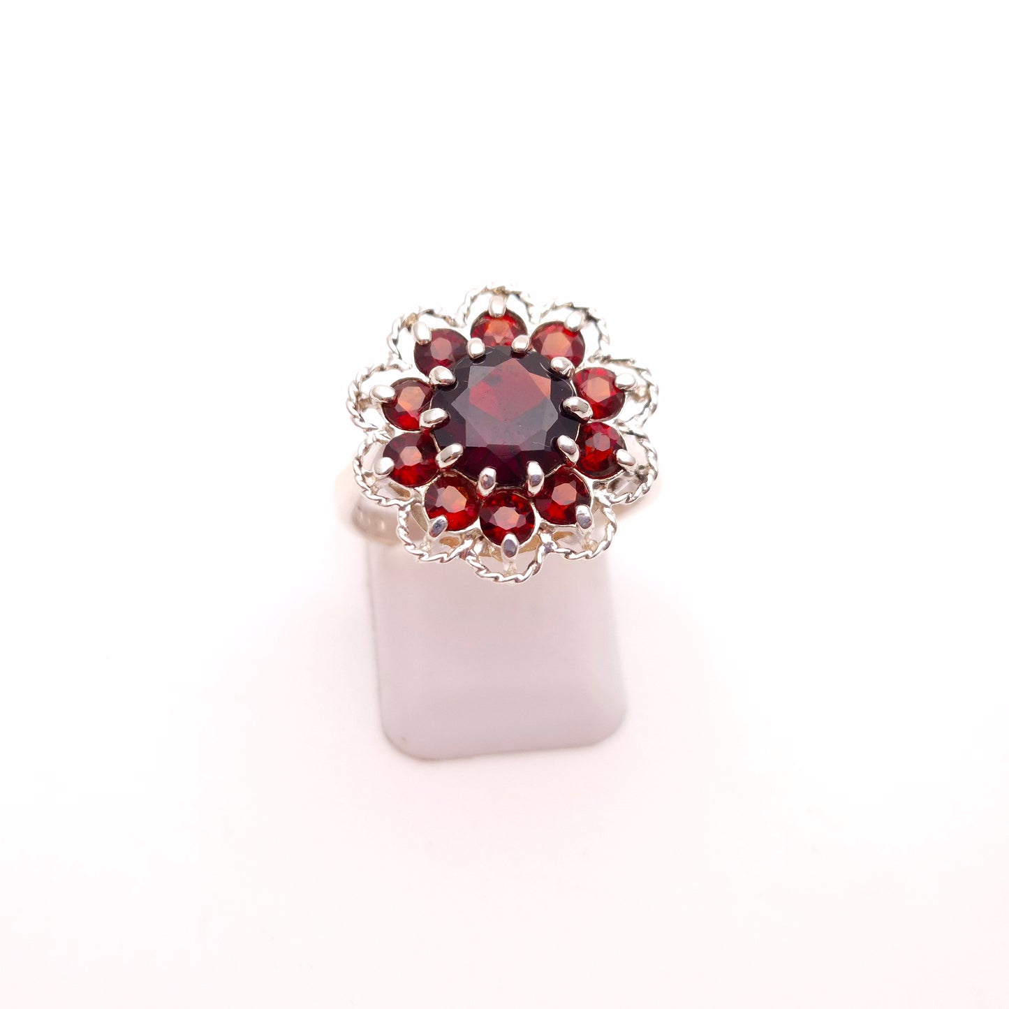 Sterling Silver Vintage Garnet Multi-Stone Cluster Ring
