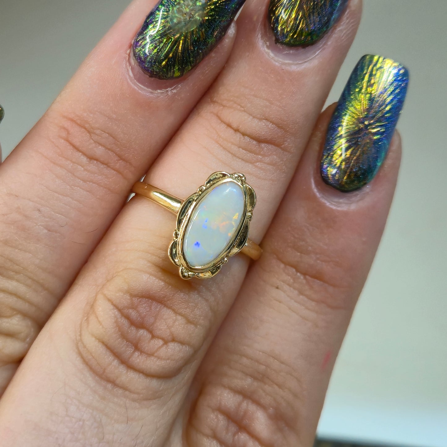 9ct Yellow Gold Vintage Opal Cabochon Solitaire Ring