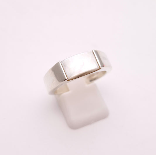 Sterling Silver Chunky Mother Of Pearl Band Ring