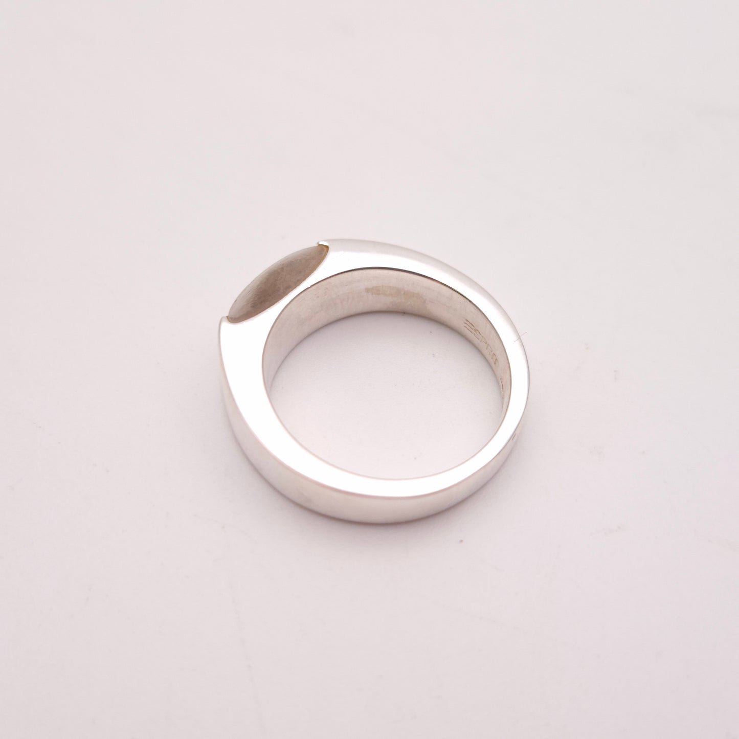 Sterling Silver Chunky Mother Of Pearl Band Ring
