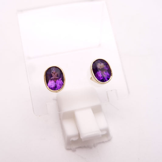 9ct Yellow gold Collet Set Oval Amethyst Stud Earrings