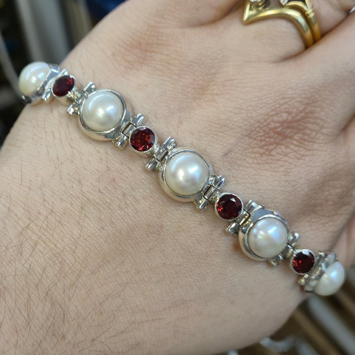 Sterling Silver Chunky Pearl and Garnet Set Link T-Bar Bracelet