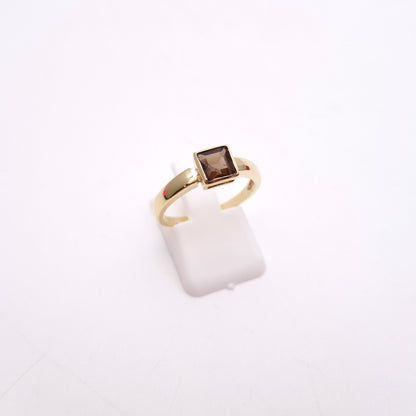 9ct Yellow Gold Princess Cut Square Smoky Quartz Solitaire Ring