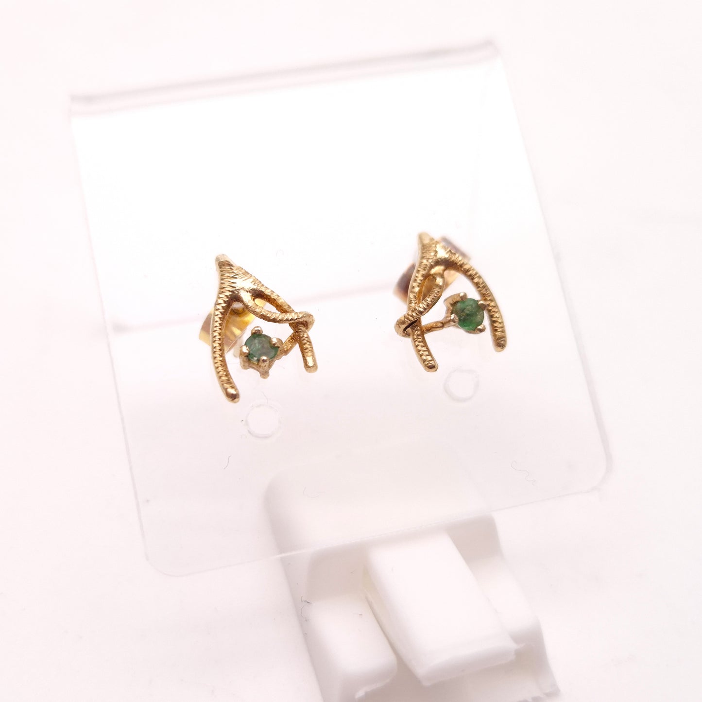 9ct Yellow Gold Emerald Set Wishbone Stud Earrings