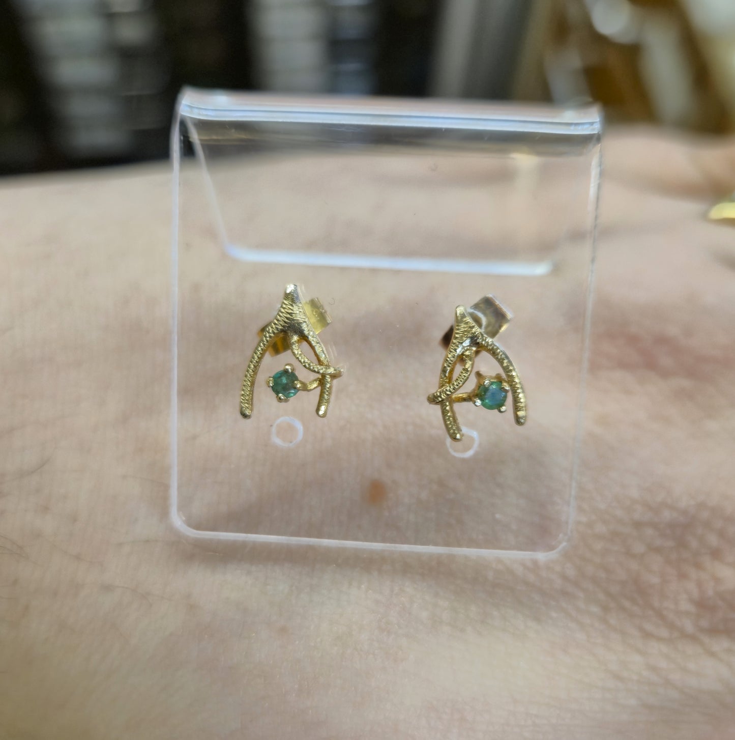 9ct Yellow Gold Emerald Set Wishbone Stud Earrings