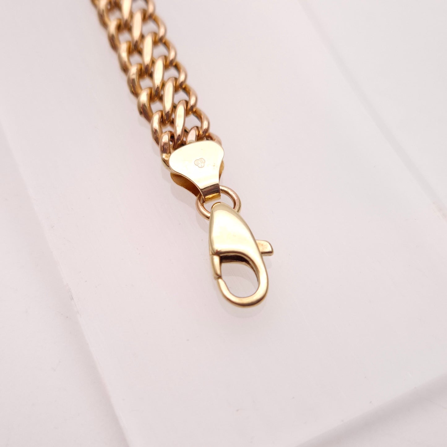 9ct Yellow Gold Figure 8 Multi Link Braided Effect Bracelet