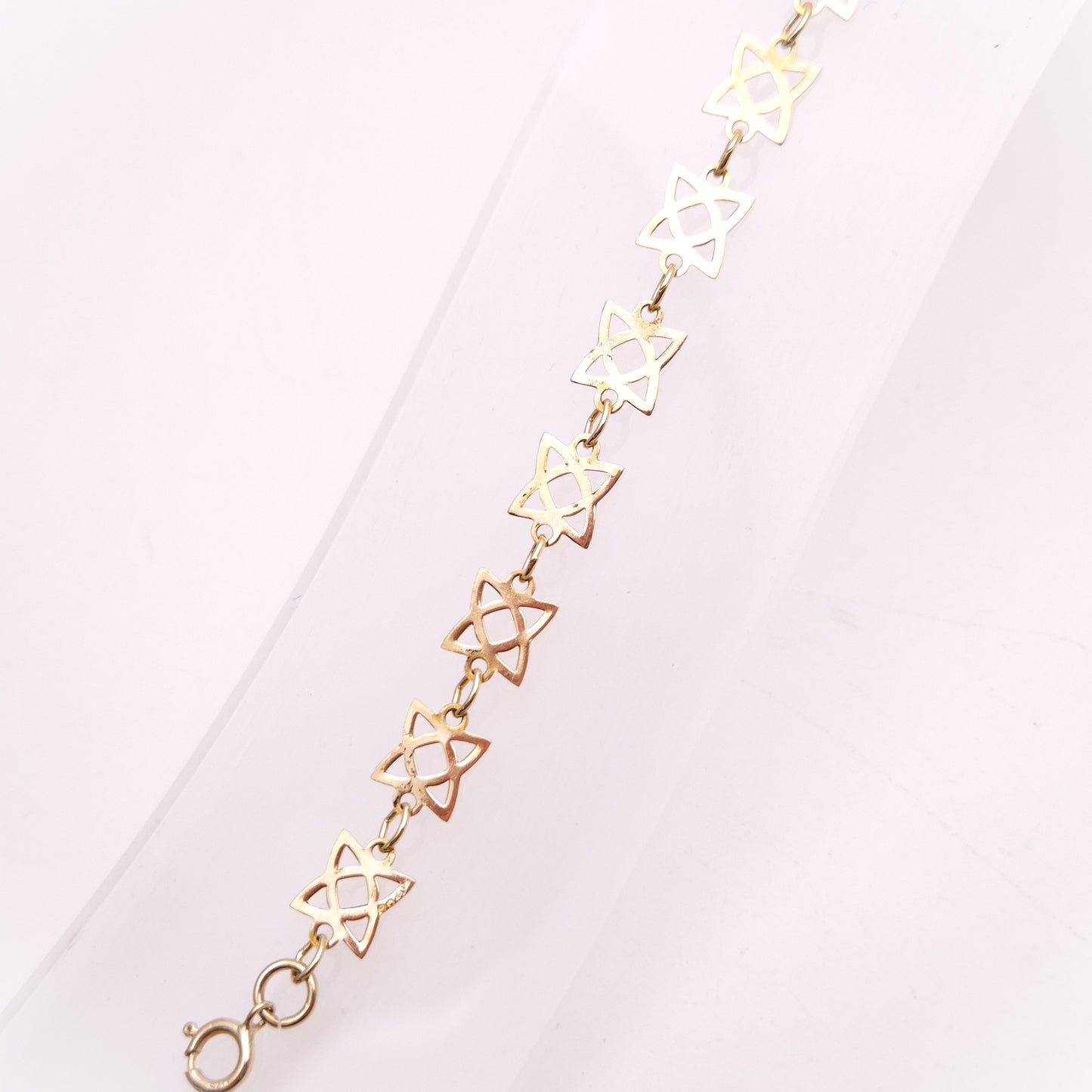9ct Yellow Gold Open Cut Out Star Shaped link Bracelet