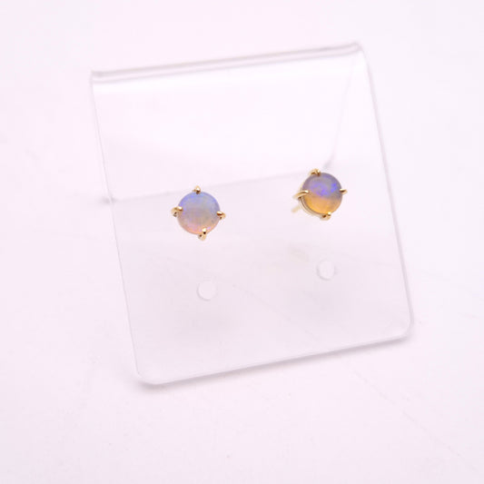 18ct Yellow Gold Opal Cabochon Solitaire Stud Earrings