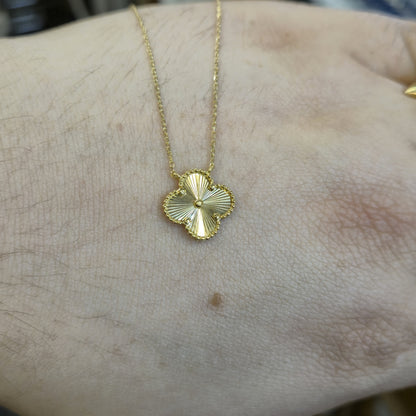 18ct Yellow Gold Van Cleef & Arpels Alhambra Dupe Single Motif Necklace