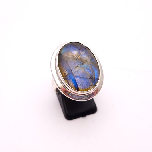 Sterling Silver Statement Labradorite Solitaire Ring