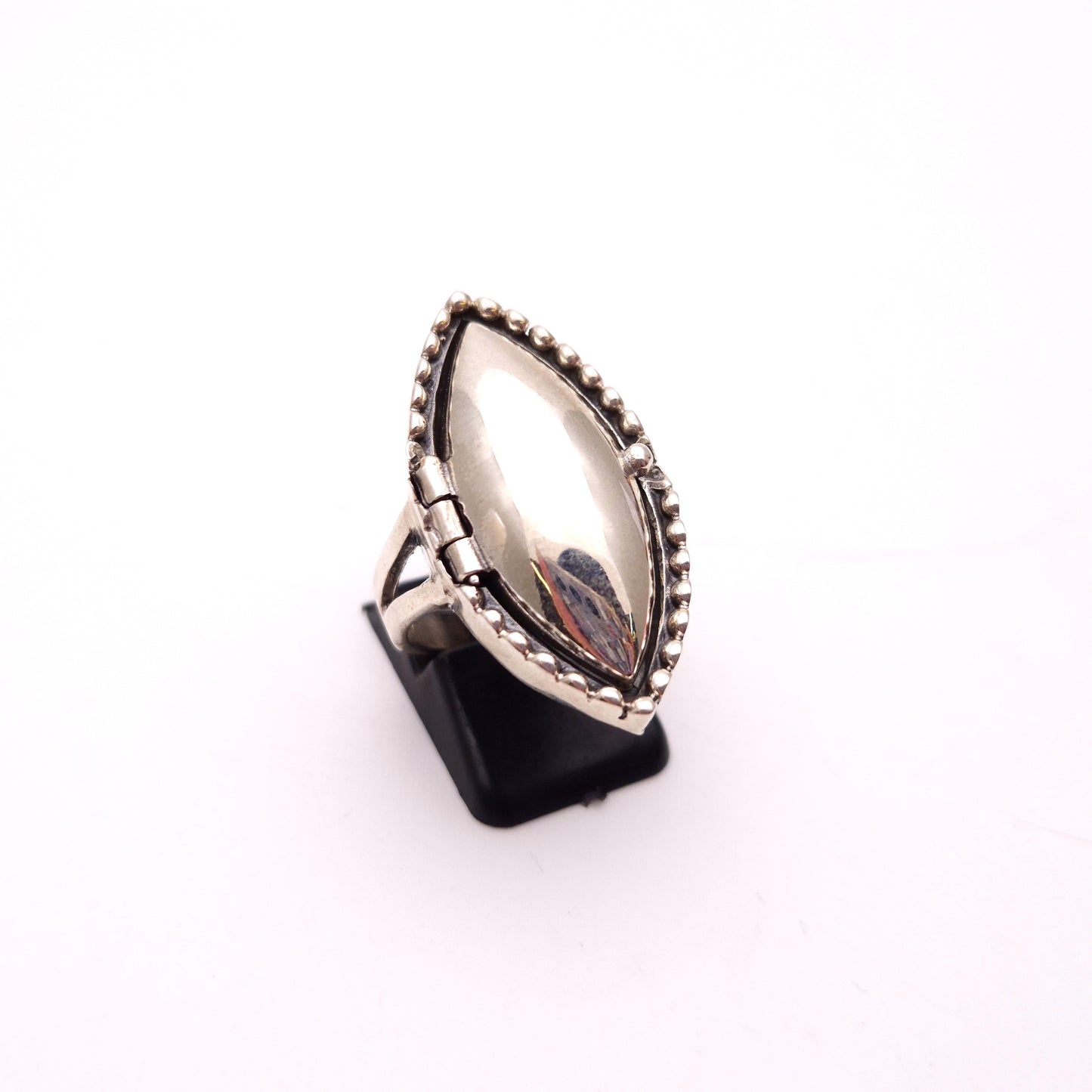 Sterling Silver Beaded Border Marquise Shape Locket / Poison Ring