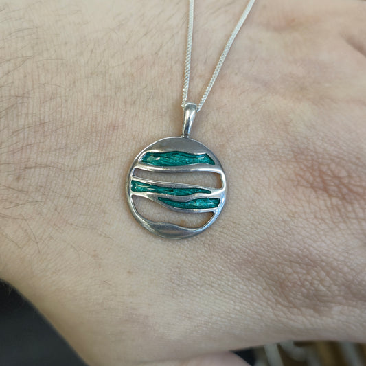 Sterling Silver Turquoise Enamel Abstract Circle Design Pendant & Chain Necklace