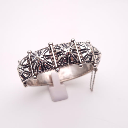 Sterling Silver Vintage Unique / Unusual Pyramid Domed Bangle