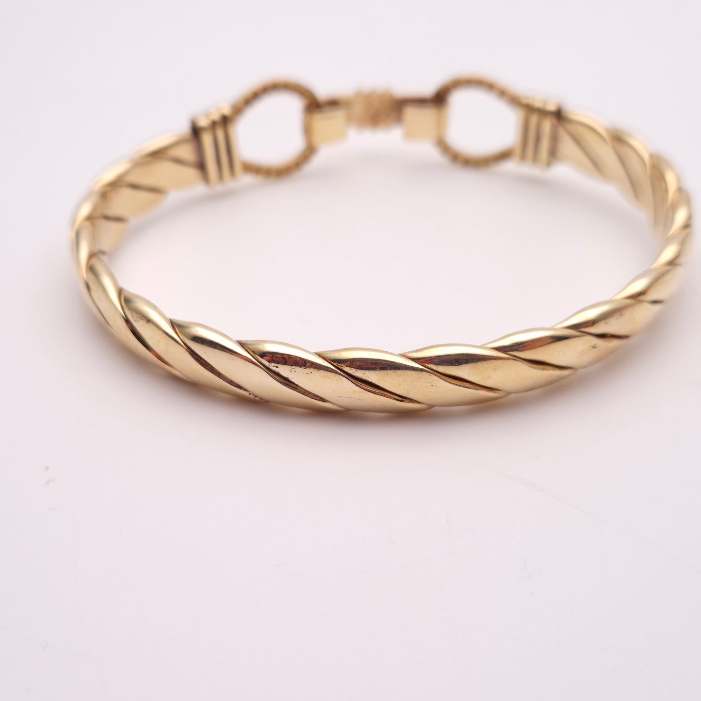 9ct Yellow Gold Heavyweight Extra Large Gents Double Loop Clasp Twist Bangle