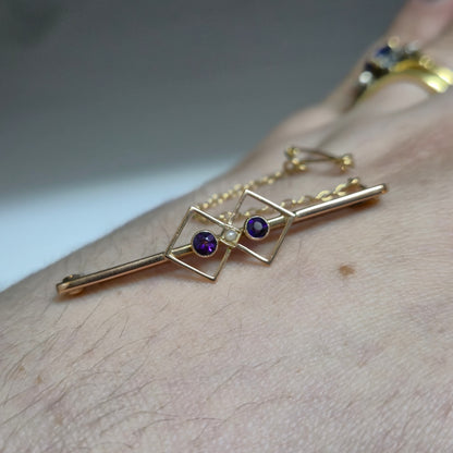 9ct Antique Amethyst and Seed Pearl Geometric Bar Brooch