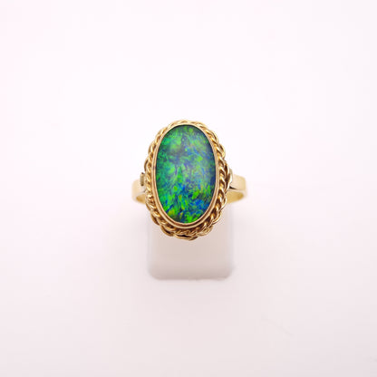 18ct Vintage Opal Triplet solitaire Traditional Style Braided Edge Ring