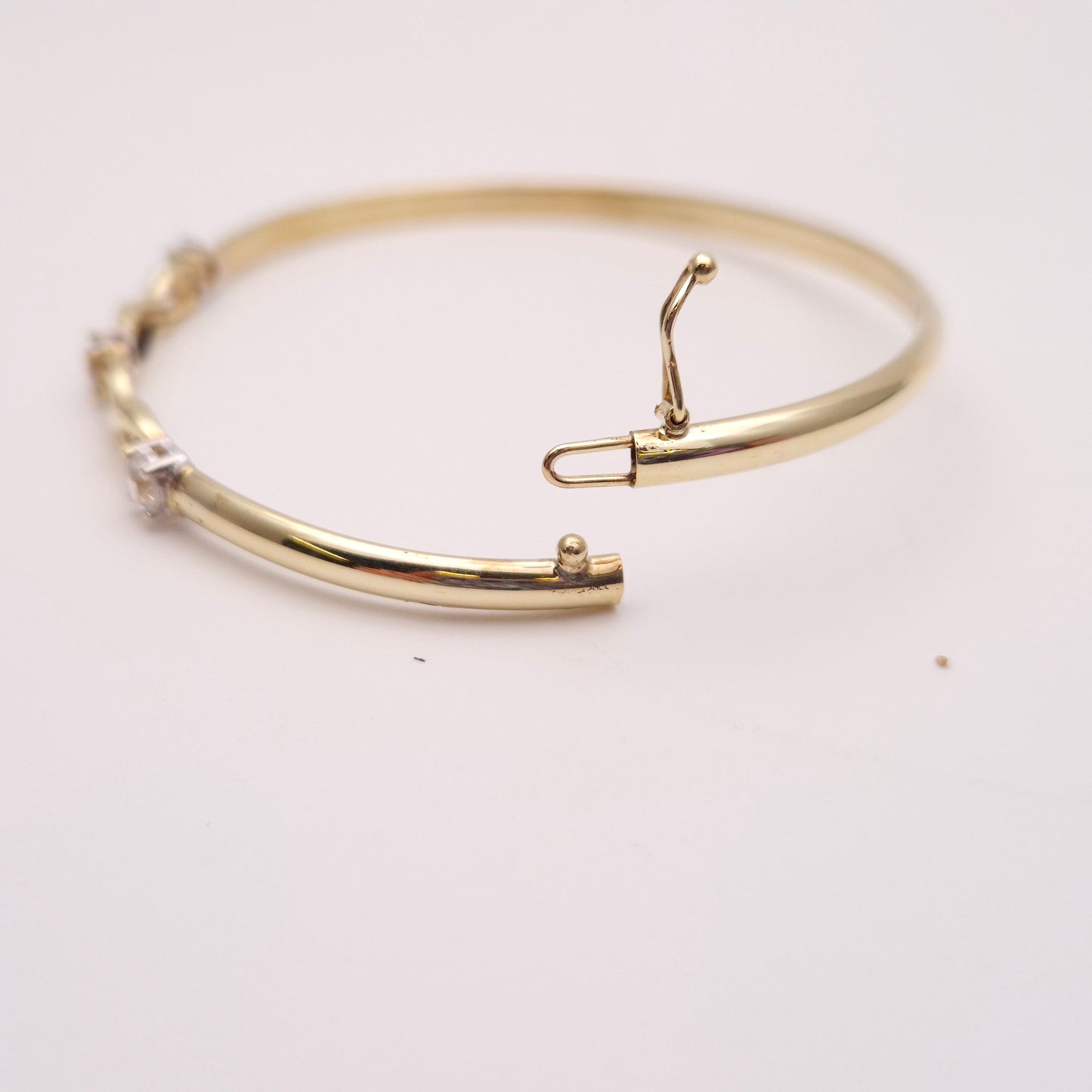 9ct Yellow Gold Cubic Zirconia Three Stone Openwork Bangle