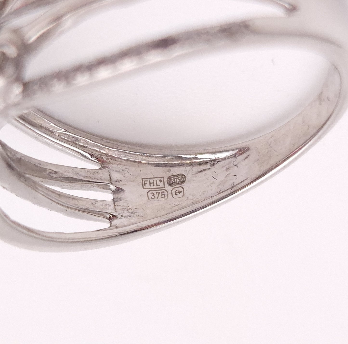9ct White Gold Multi-Stone Diamond Wavy Wide Band Ring
