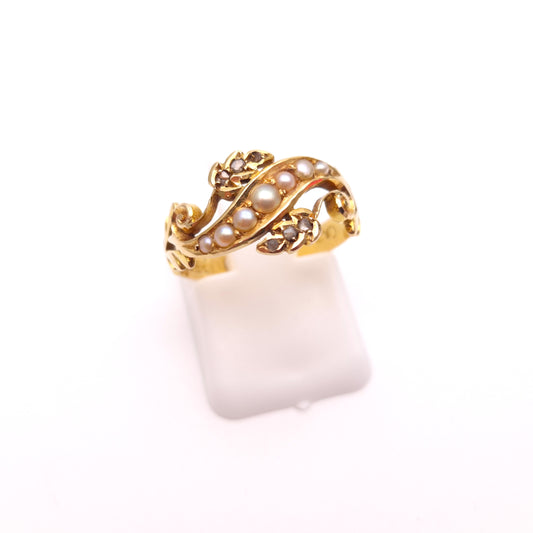 18ct Yellow Gold Antique Chester 1907 Pearl and Diamond Floral Ring
