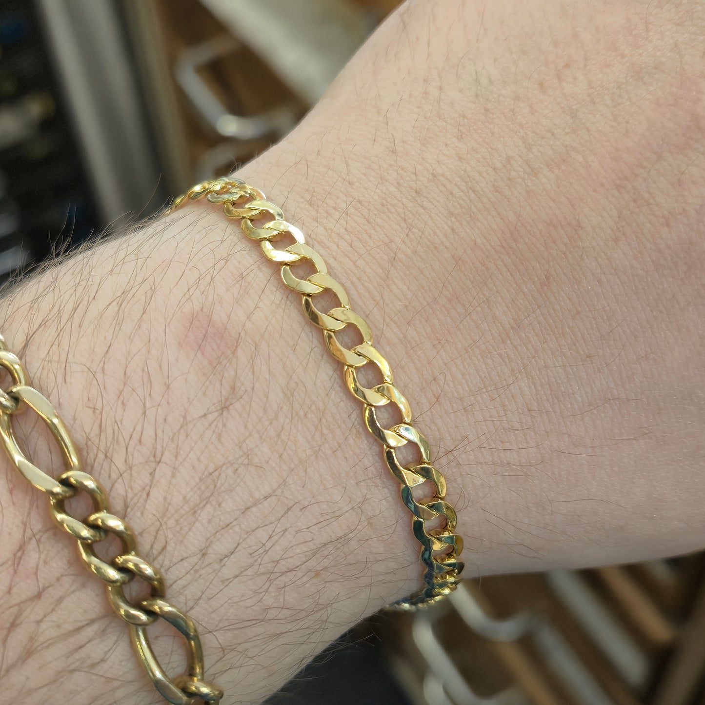 9ct Yellow Gold Hollow Link Curb Long Bracelet