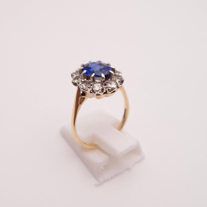 9ct Yellow Gold Vintage Synthetic Sapphire and Spinel Traditional Cluster Ring