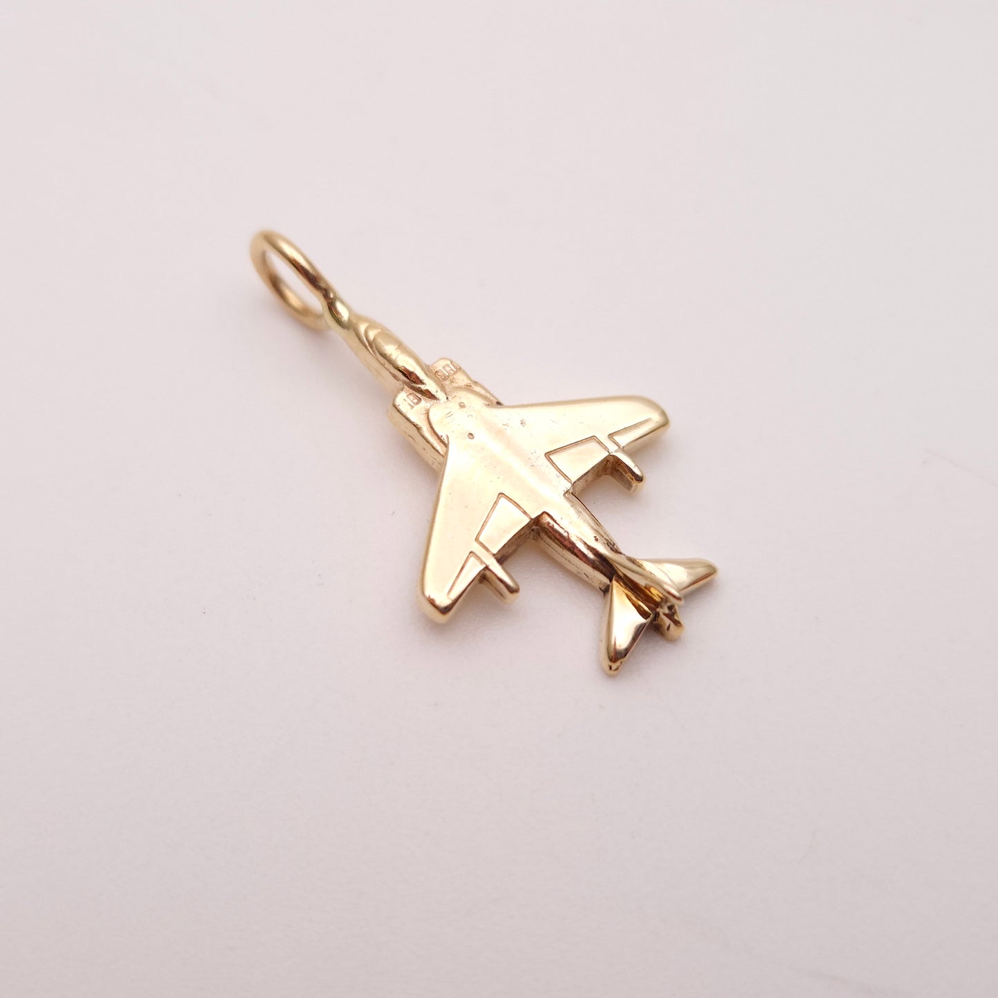 14ct Yellow Gold Fighter Jet Plane Pendant Piece