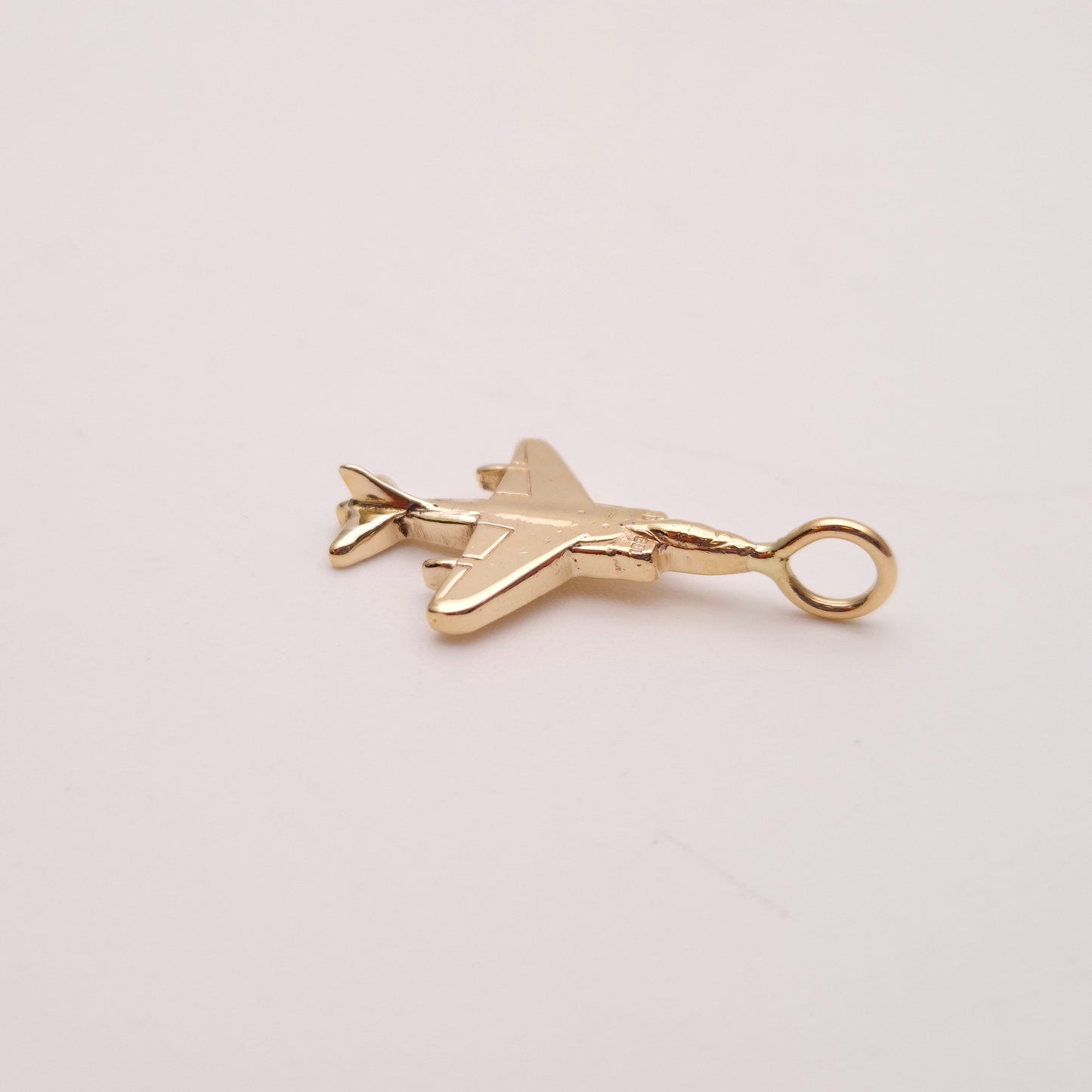 14ct Yellow Gold Fighter Jet Plane Pendant Piece