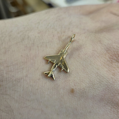 14ct Yellow Gold Fighter Jet Plane Pendant Piece