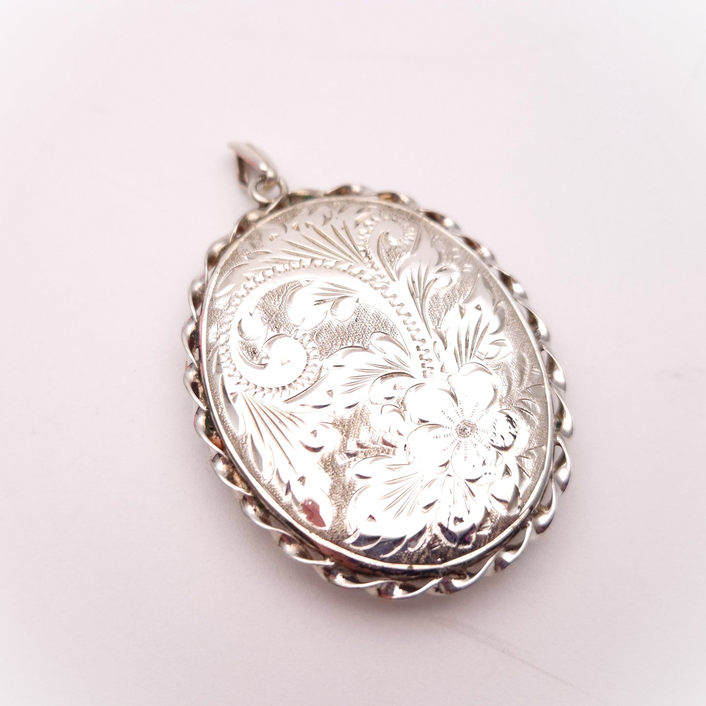 Sterling Silver Vintage Large Engraved Floral Patterned Oval Locket