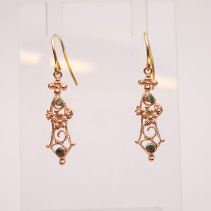 9ct Yellow gold Vintage Emerald Floral Cut out Drop Earrings