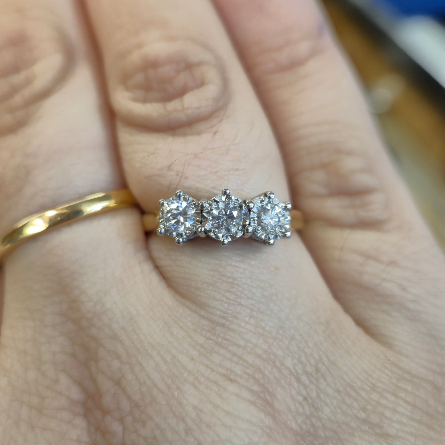 18ct Yellow Gold Illusion Set Diamond Trilogy Ring 0.5TCW