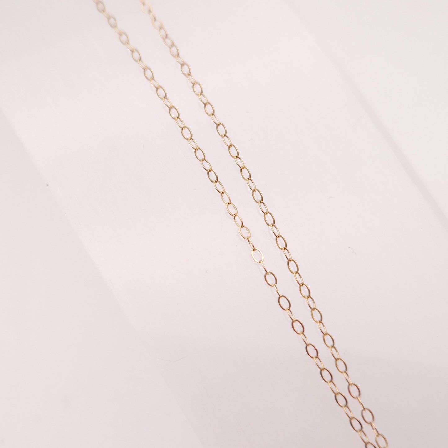 9ct Yellow Gold Vintage / Antique Carved Jet Frog Pendant and Chain Necklace