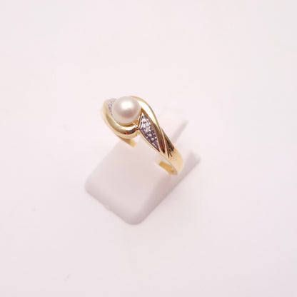 9ct Yellow gold White Pearl and Diamond Set Shoulders Swirl Ring