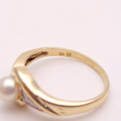 9ct Yellow gold White Pearl and Diamond Set Shoulders Swirl Ring