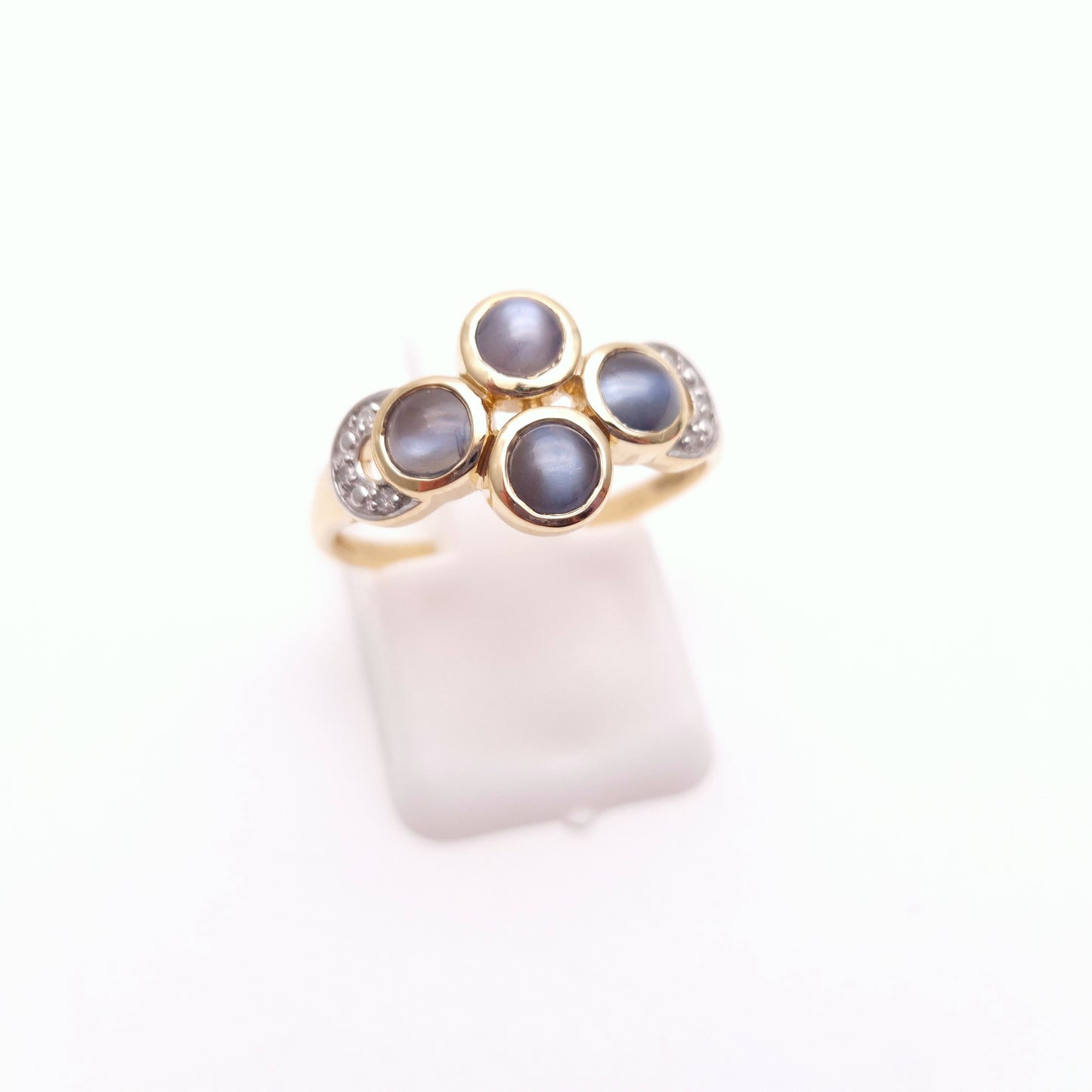 9ct Yellow Gold Smoky Blue Cabochon Cats-eye Chrysoberyl and Diamond Ring