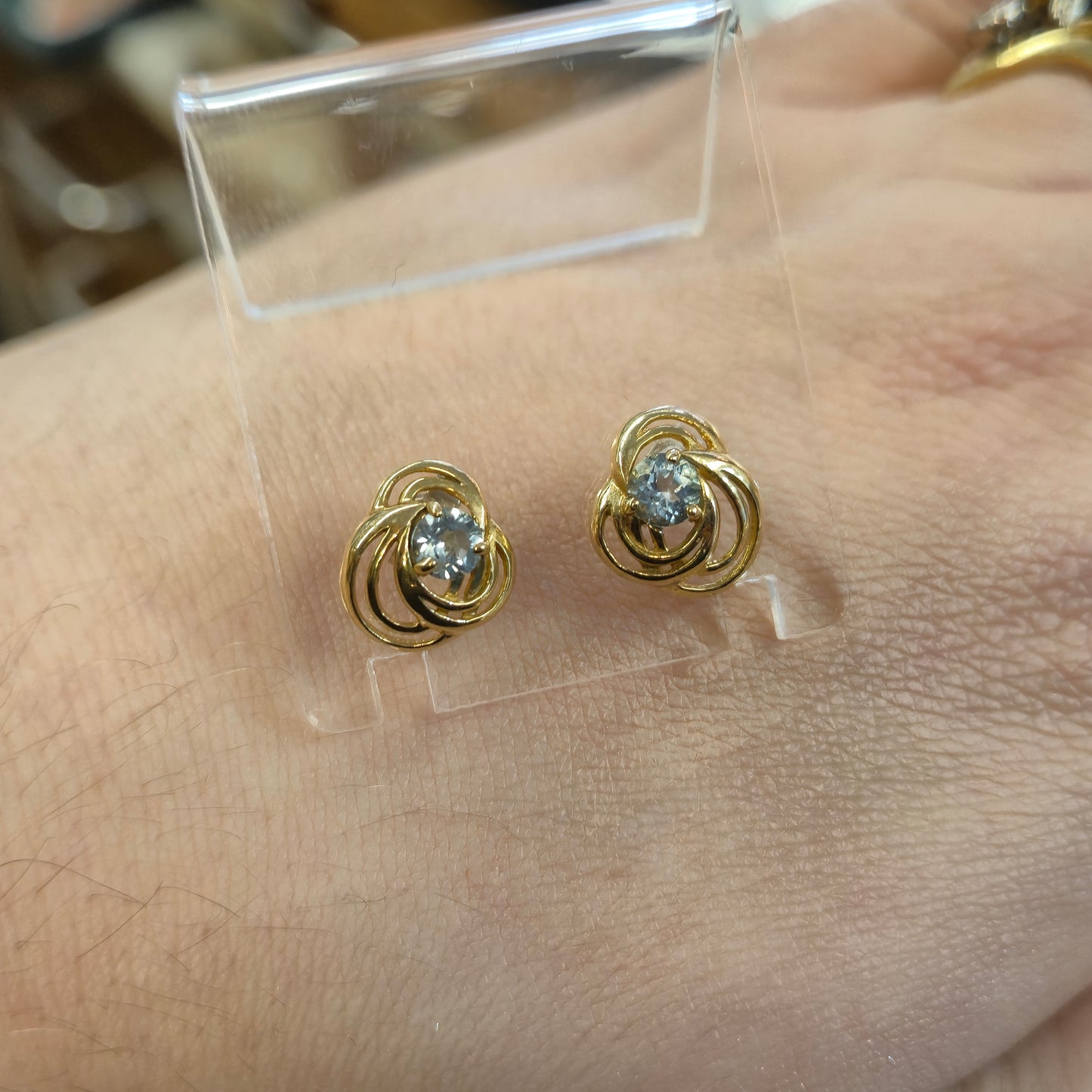 9ct Yellow Gold Open Work Swirly Blue Topaz Stud Earrings