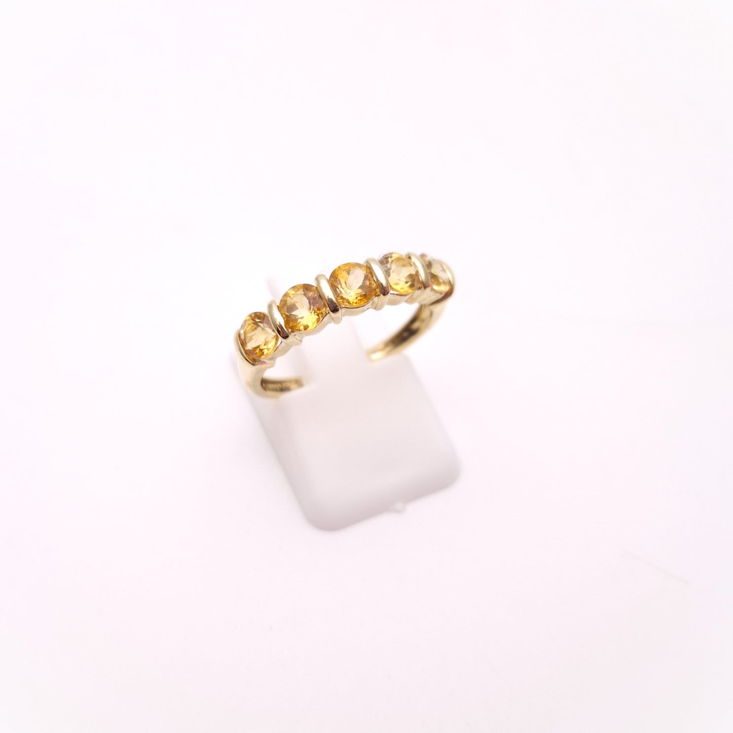 9ct Yellow Gold Round Cut 5 Stone Citrine Row Ring