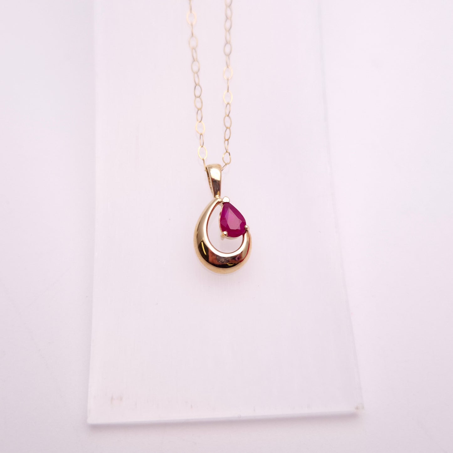 9ct Yellow Gold Teardrop Pear Shaped Ruby Openwork Necklace