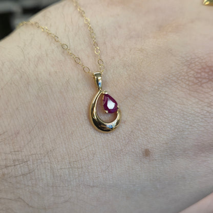 9ct Yellow Gold Teardrop Pear Shaped Ruby Openwork Necklace