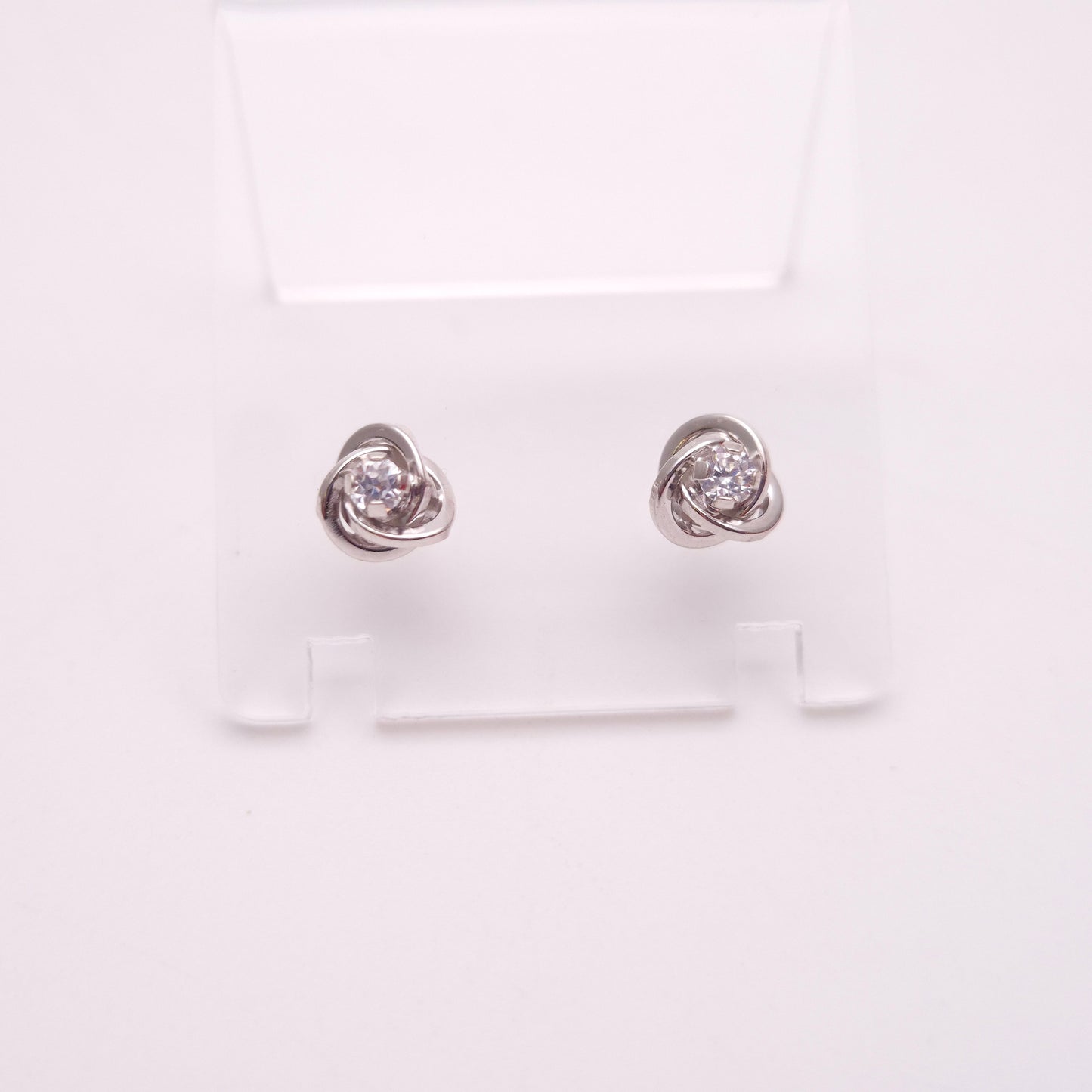 9ct White Gold Lightweight Cubic Zirconia CZ Swirly Knot Stud Earrings