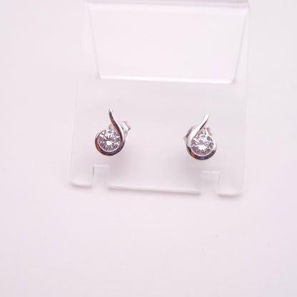 9ct White Gold Round Cubic Zirconia CZ Teardrop Wave Stud Earring